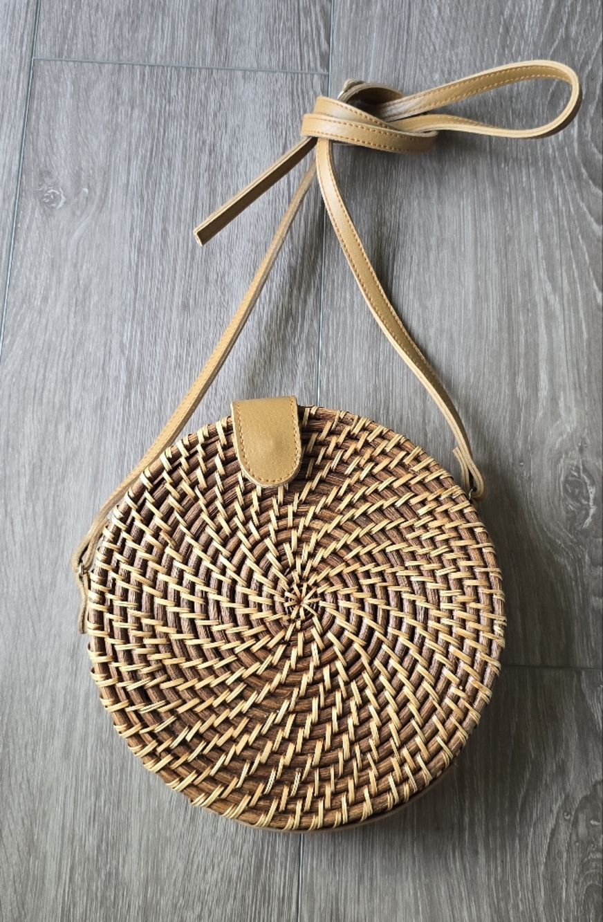 Island Girl Round Rattan Crossbody Bag Boho Woven Bali Straw Purse